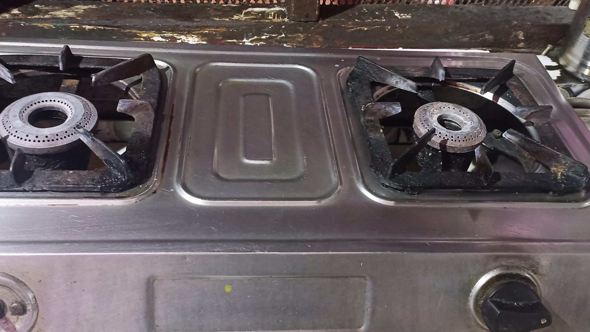 Gas stove