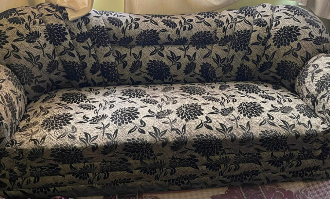 Sofa set