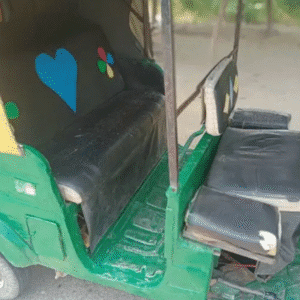 CNG auto