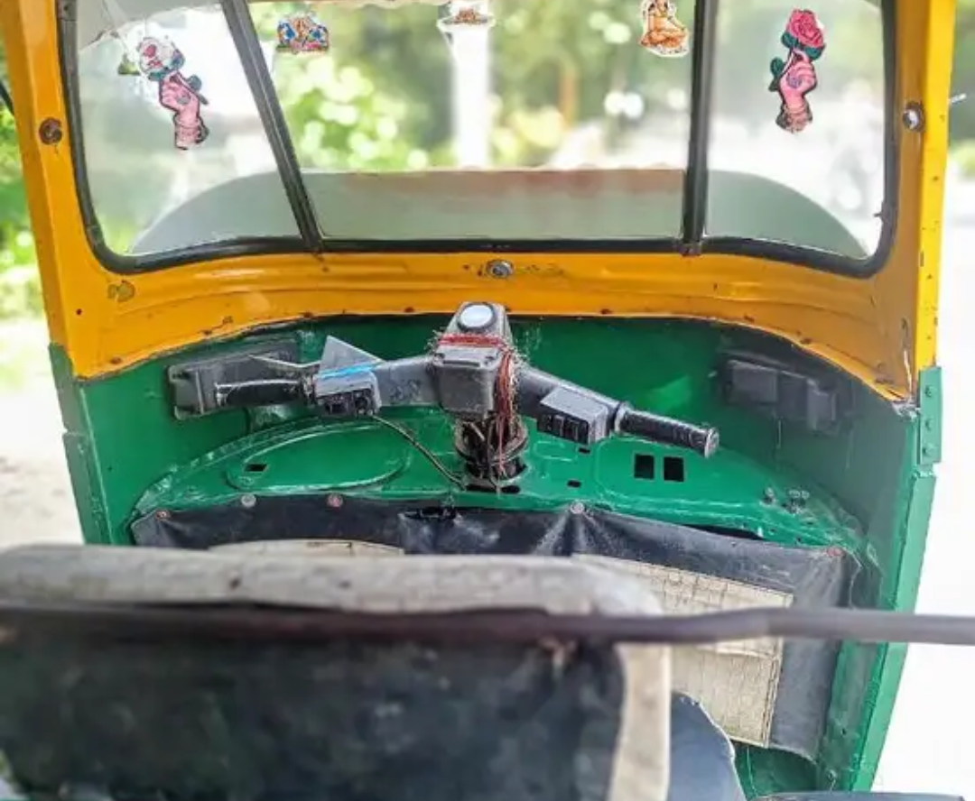 CNG auto