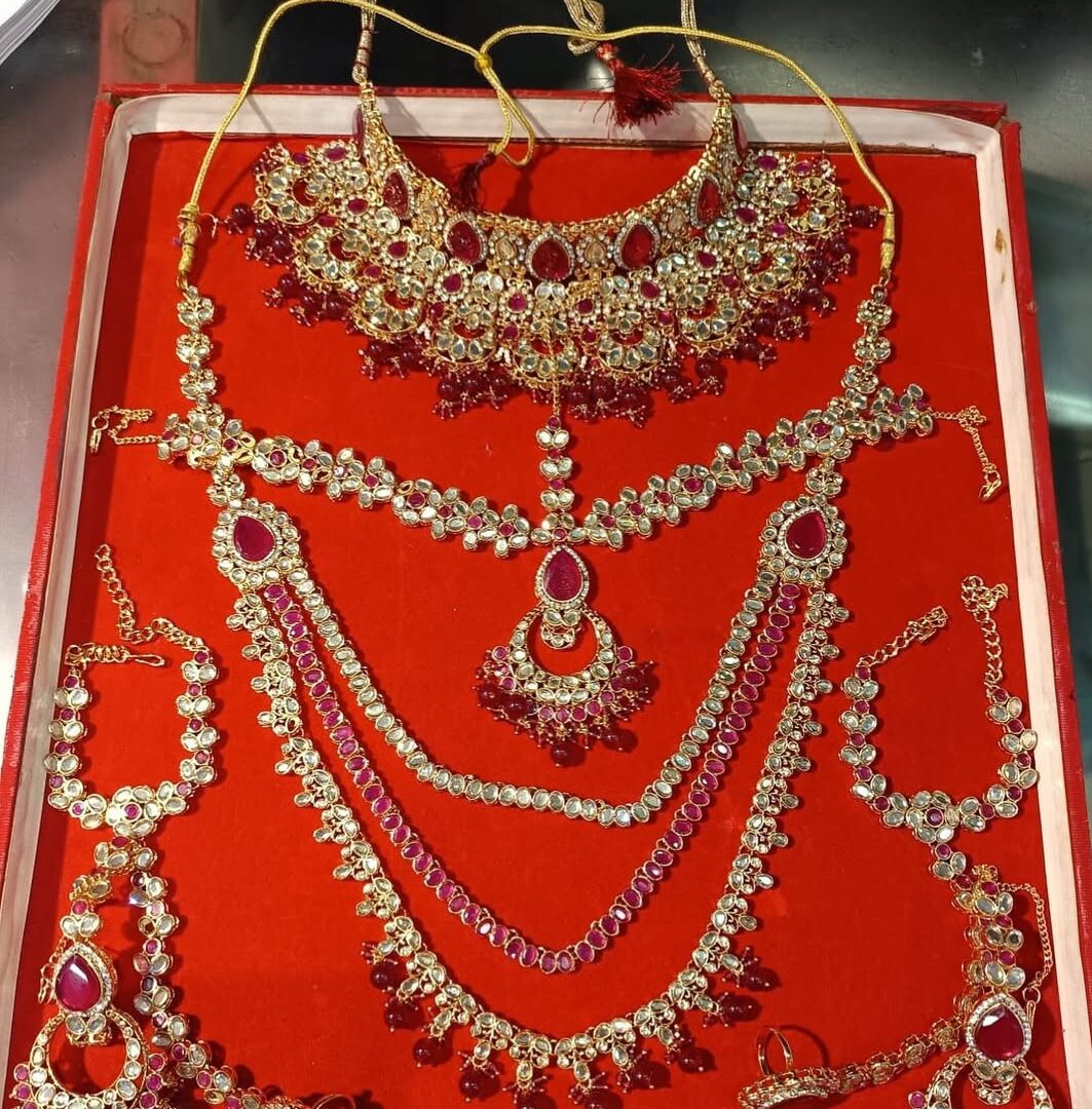 Bridal neclace set