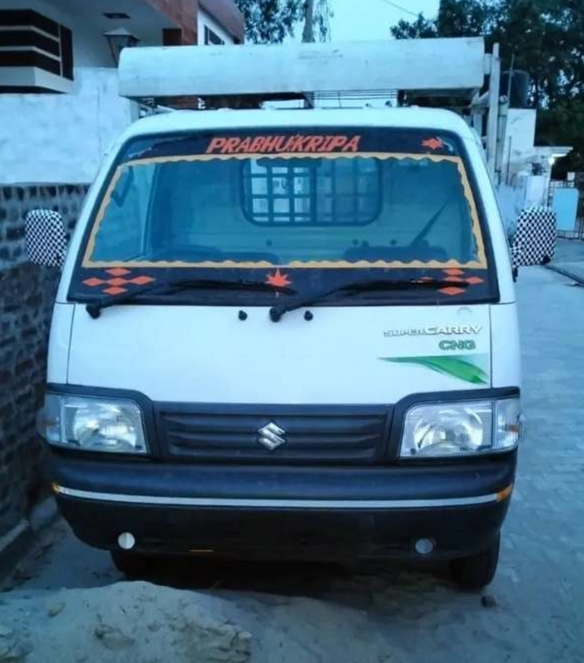 Maruti cary CNG tempo