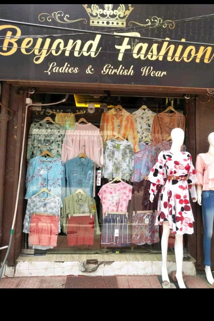 Ladies dress