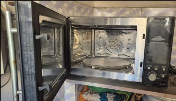 Microwave