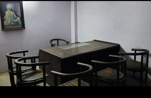 Office table chair
