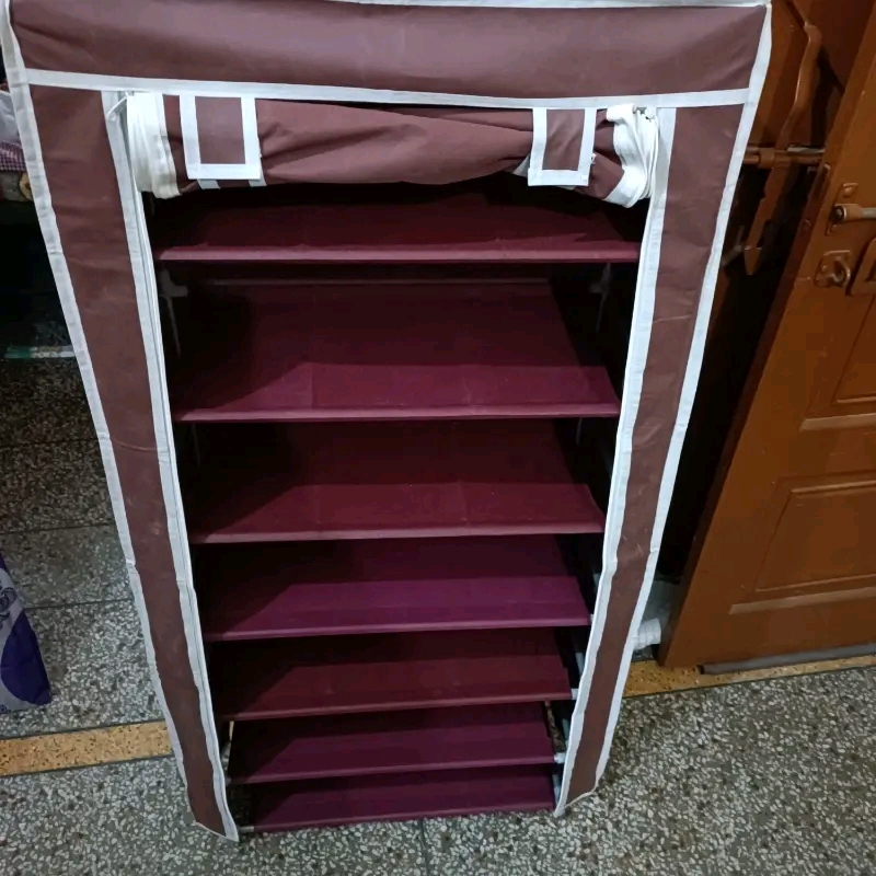 Shoes rack