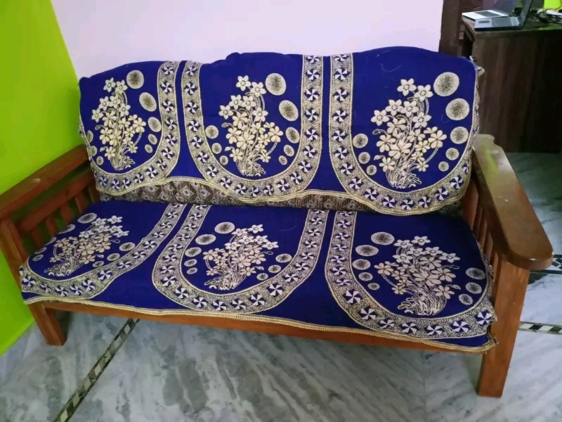 Sofa set