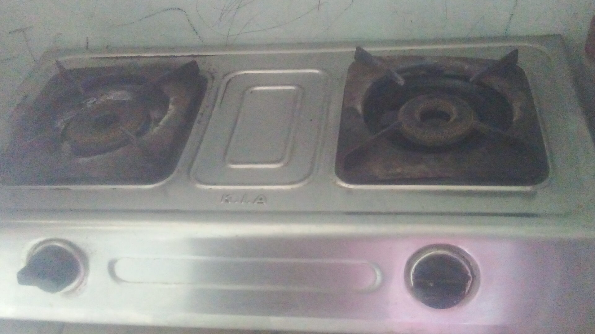 Gas stove