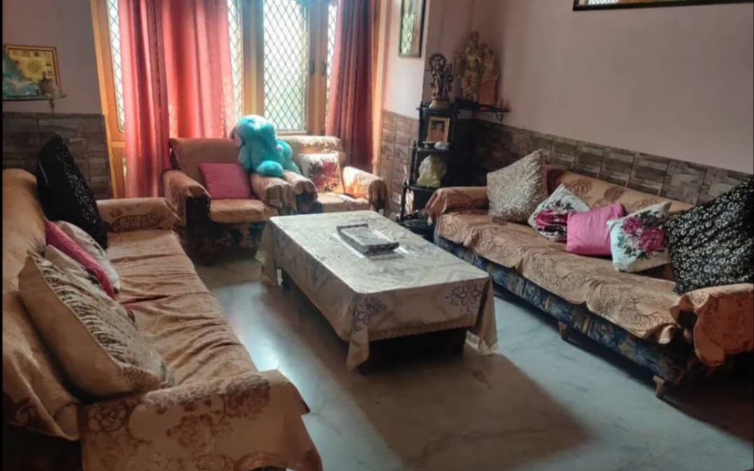 Sofa set