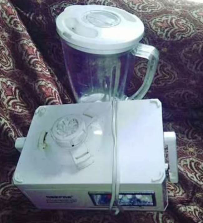 Juicer machine