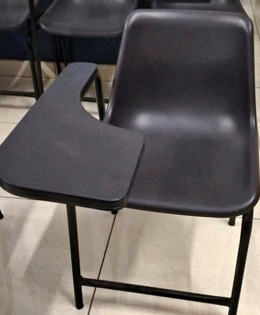 Study chair with pad