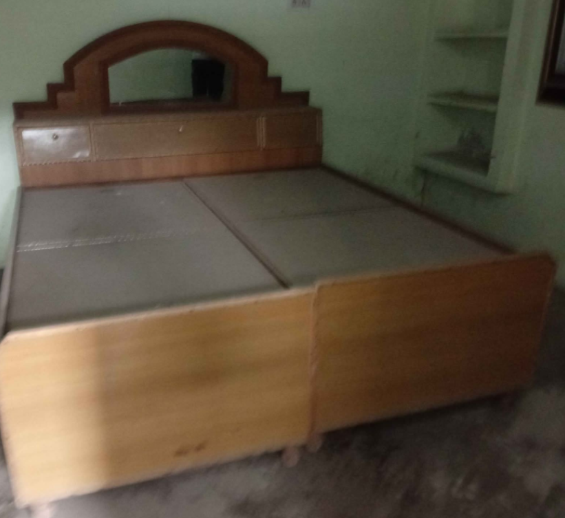Double bed