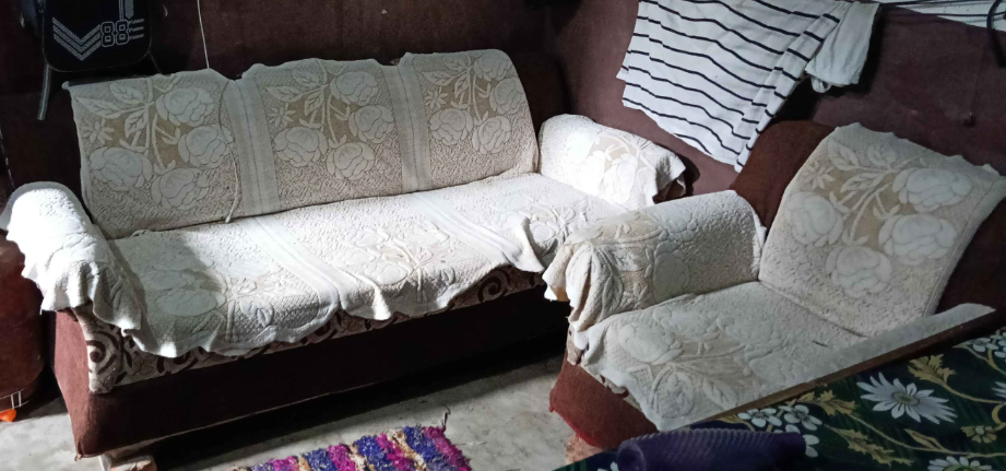 Sofa set 5 seater