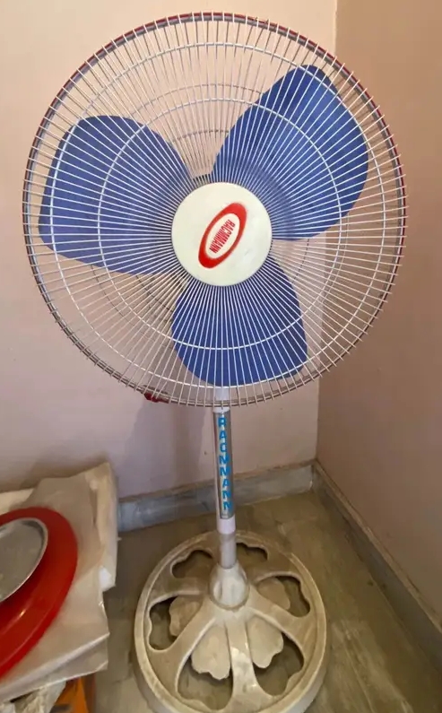Table fan