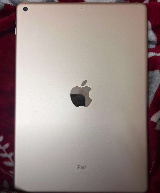 Apple tablet