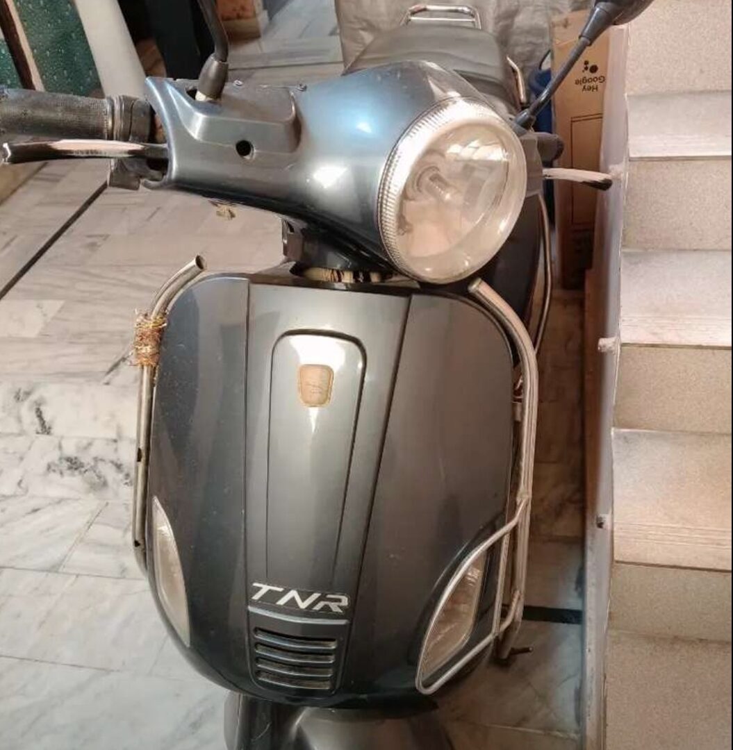 TNR scooter