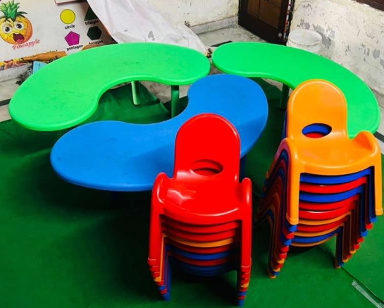 21 chairs with 3 table