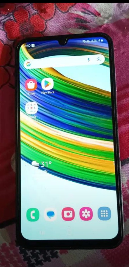 Phone samsung F15