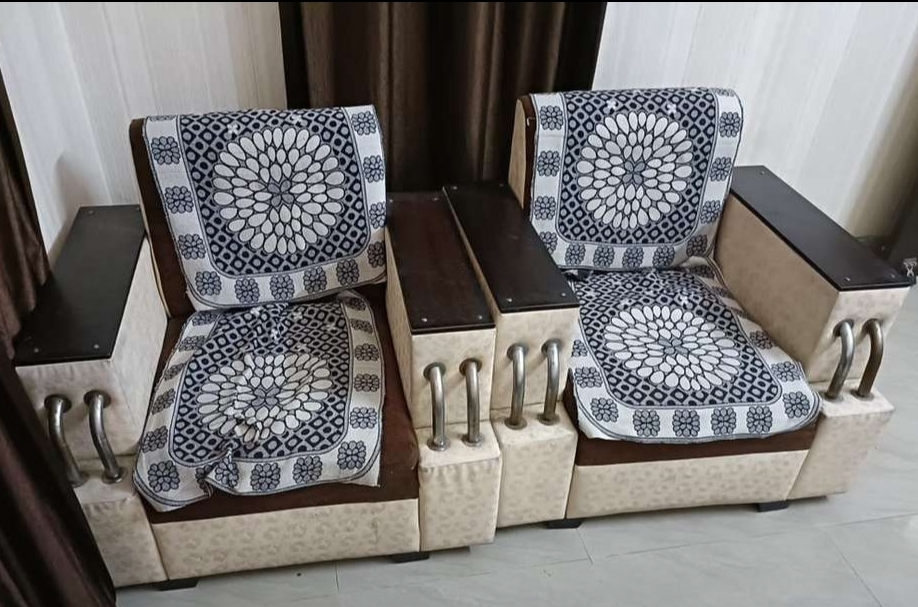 Sofa set