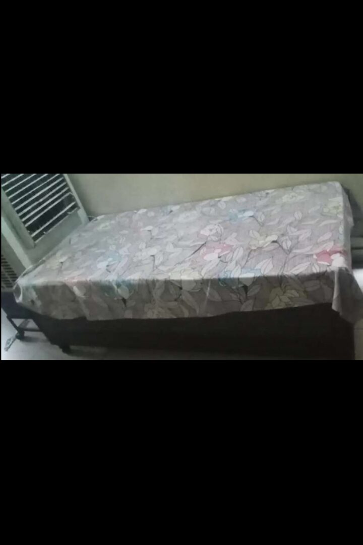 Single bed