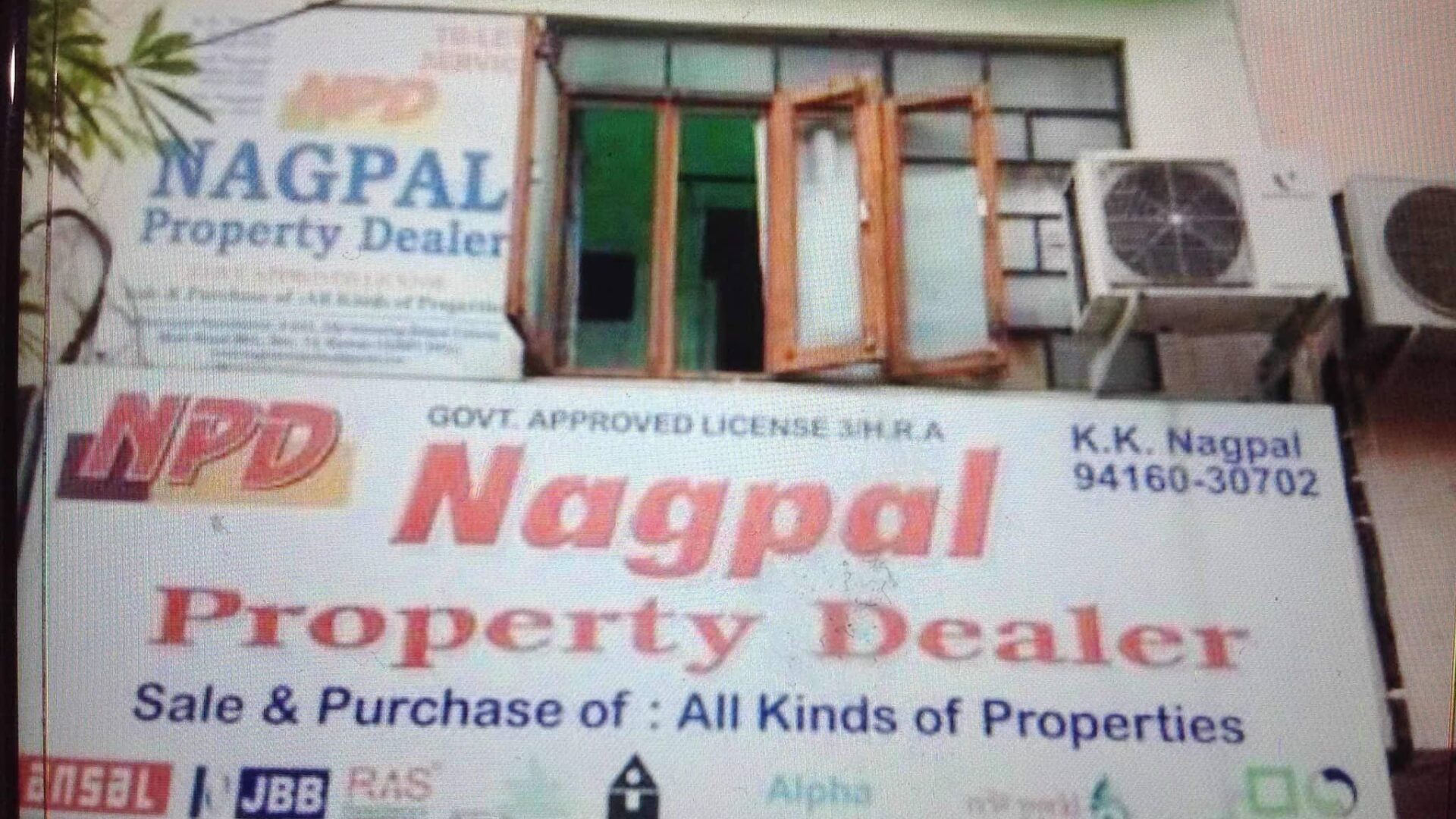 Property dealer shop