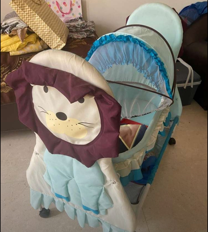 Cradle of babyhug brand