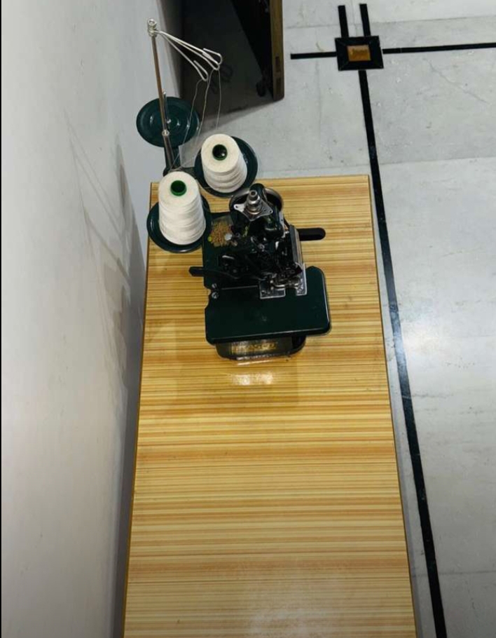 Overlock machine