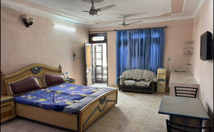 Room rent