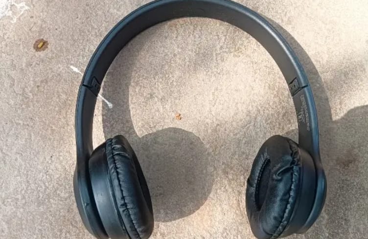 Headphone