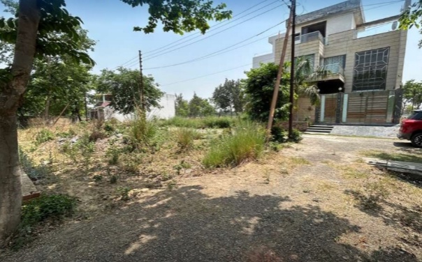 plot for sale