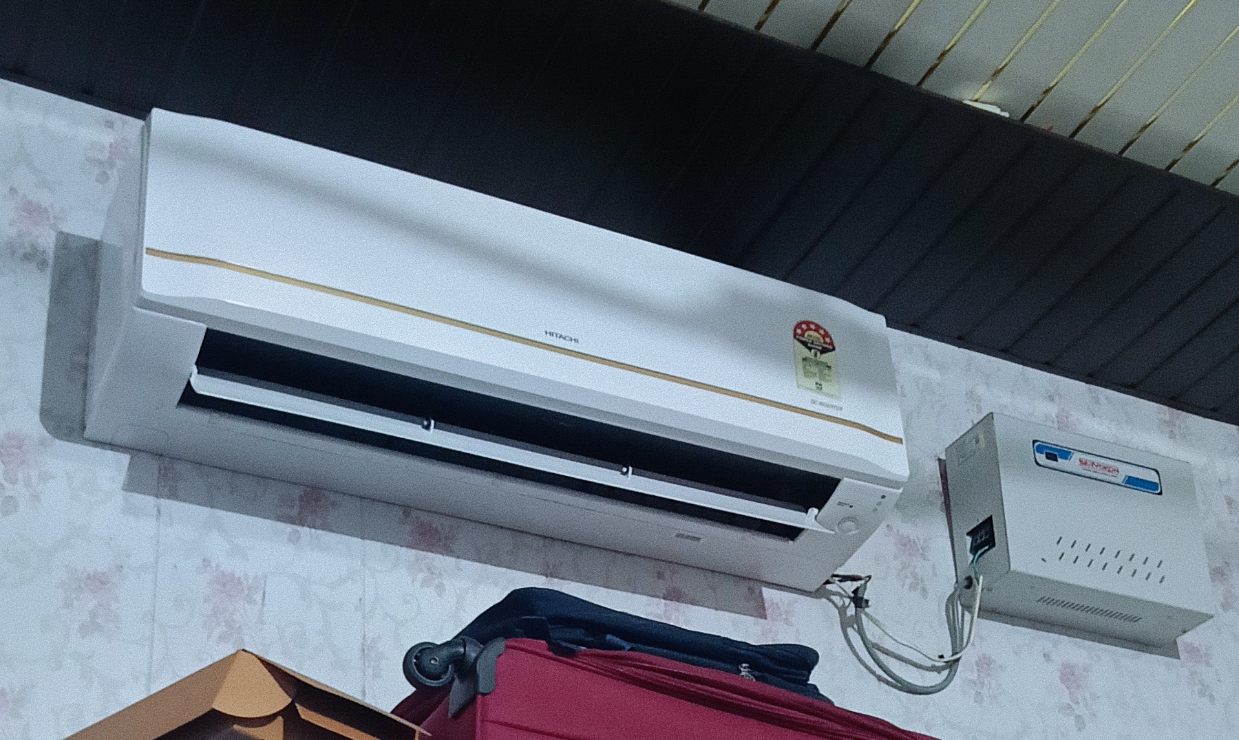 Hitachi 5 star AC