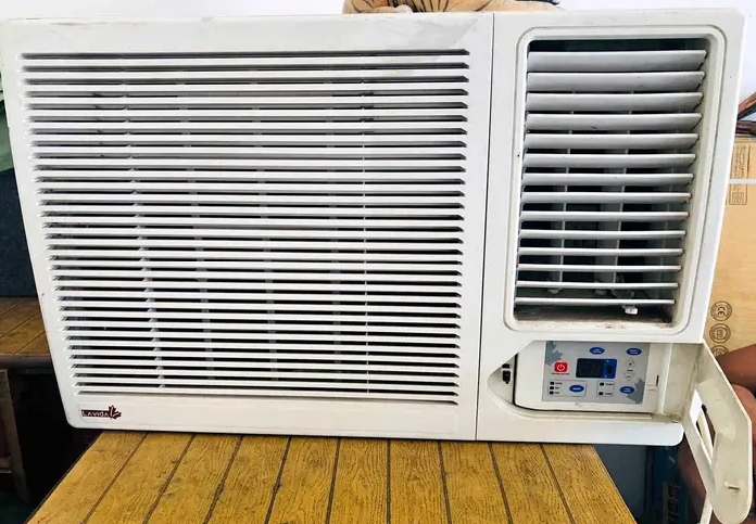 AC