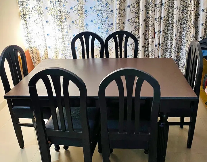 Dinning table