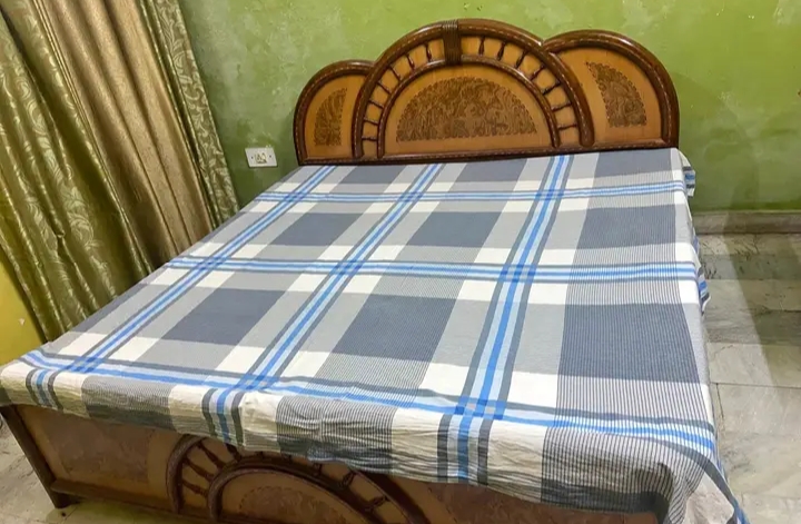 Double bed