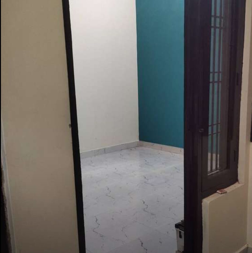 2 room set for rent