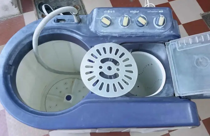 Whirlpool Washing machine