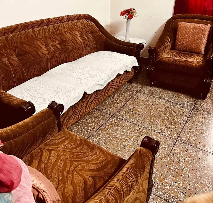 Sofa set