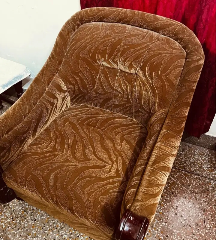 Sofa set