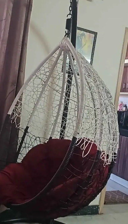 Hanging jhula