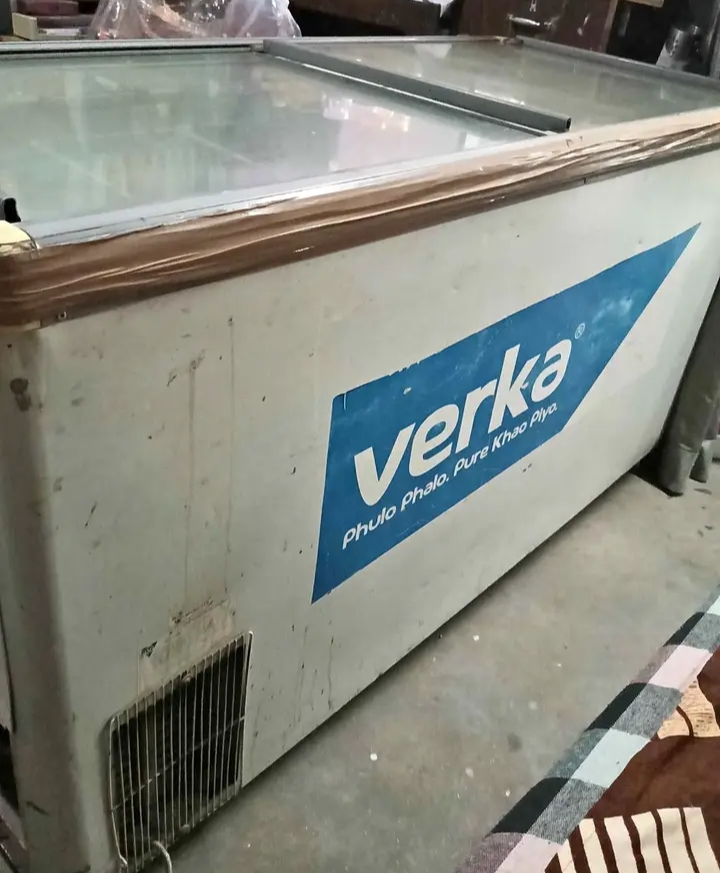 Deep freezer