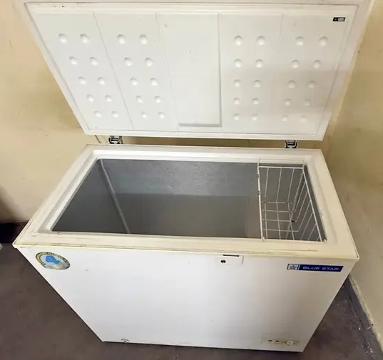 Deep freezer