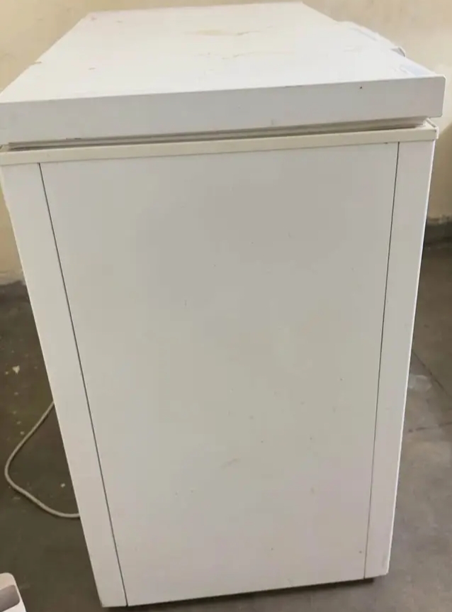 Deep freezer