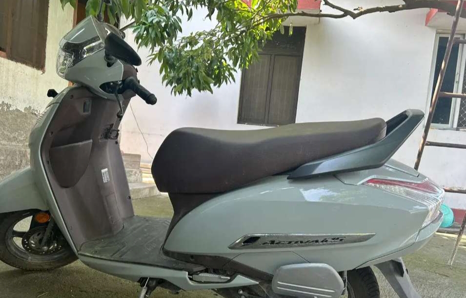 Scooty