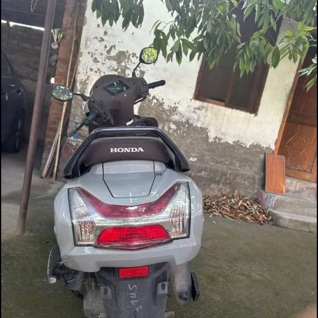 Scooty