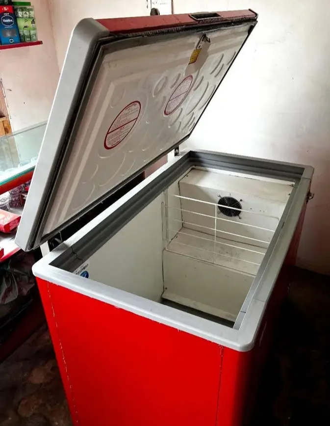 Deep freezer