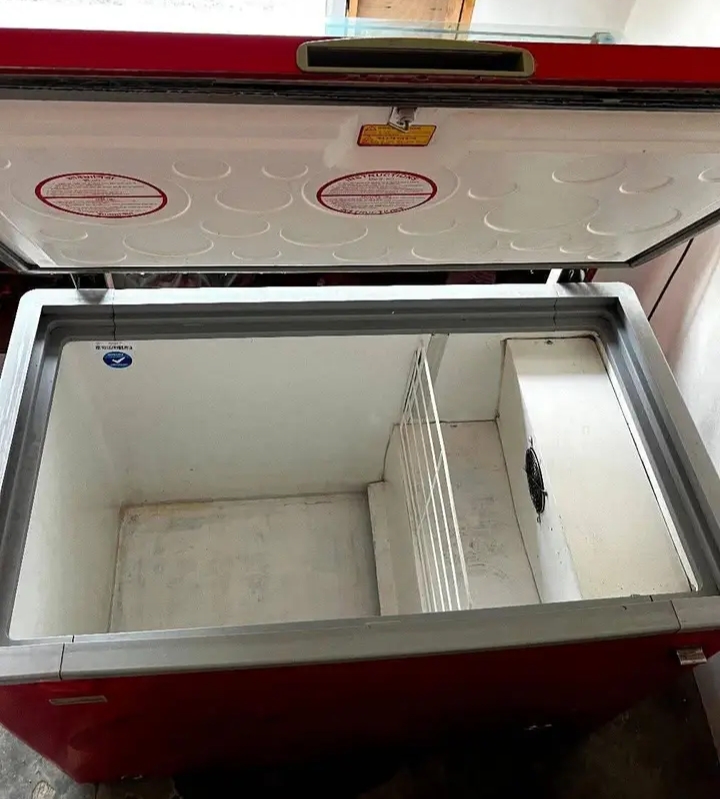 Deep freezer