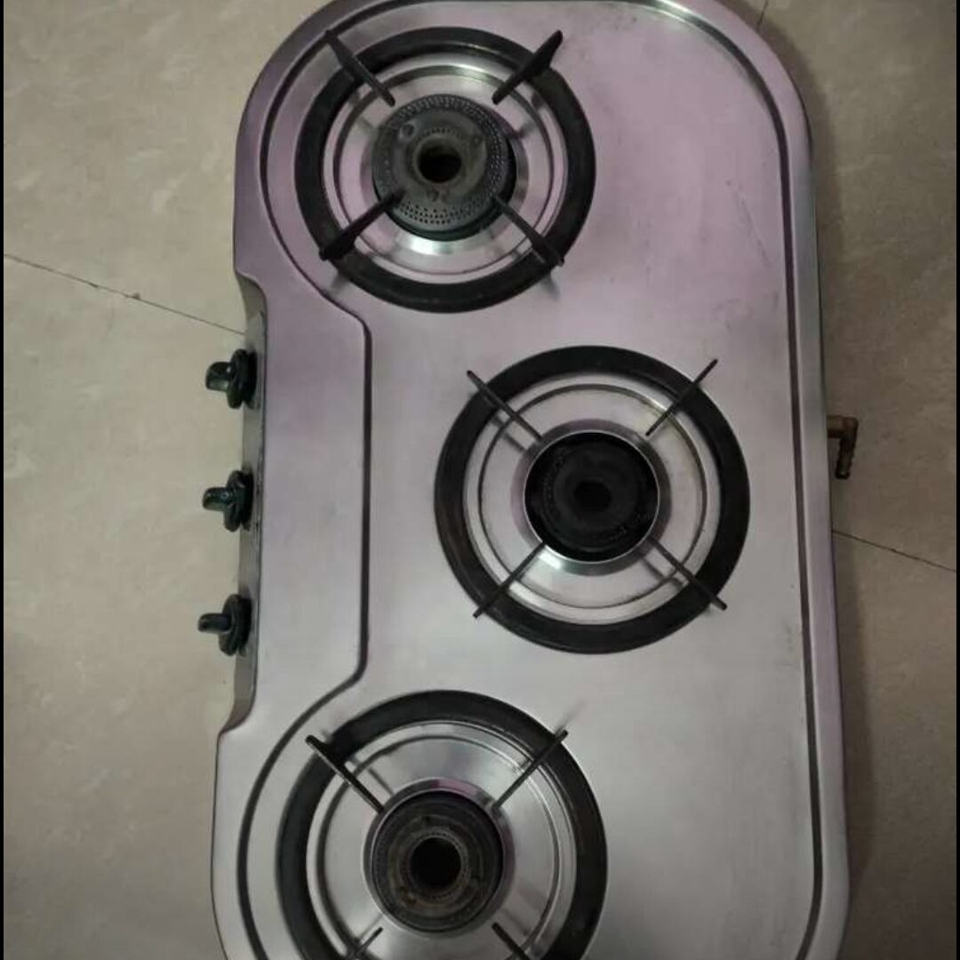 Gas stove