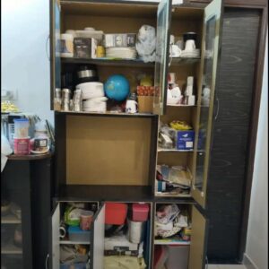 Crockery almirah