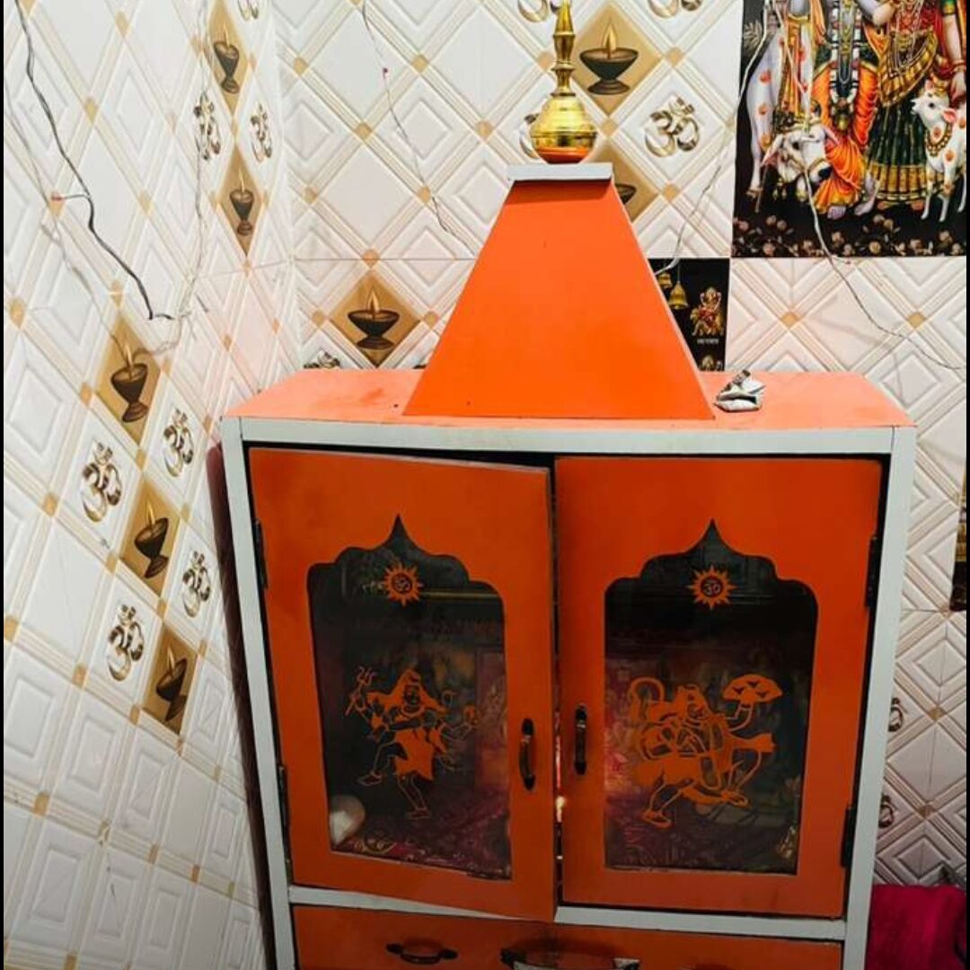 Wooden mandir