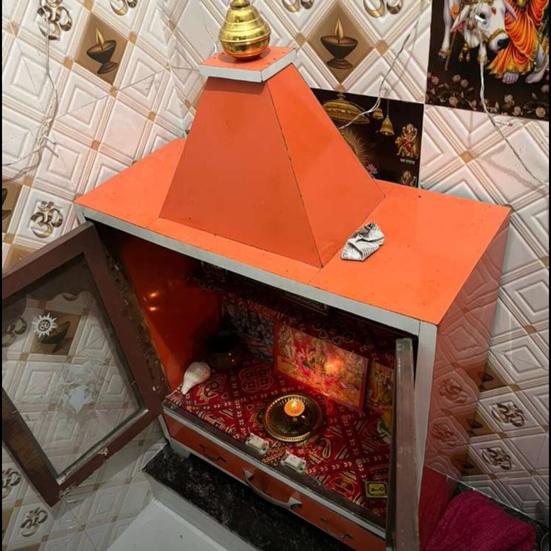 Wooden mandir